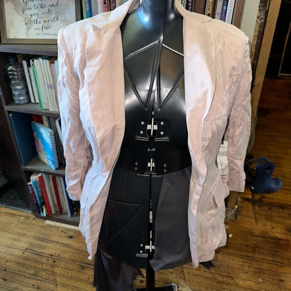 Willow & Clay blush pink business casual XS romantic blazer
